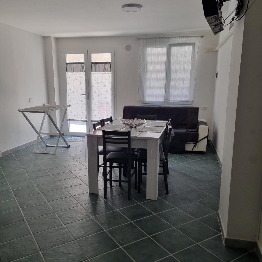 Casa Vacanze Afea Torre Dell'Orso Salento Puglia Esterno foto